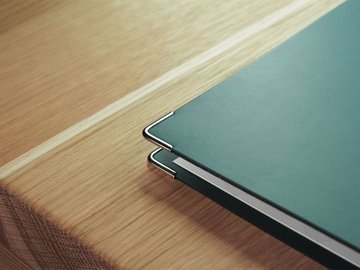 4 sidabriniai metaliniai knygų kampai